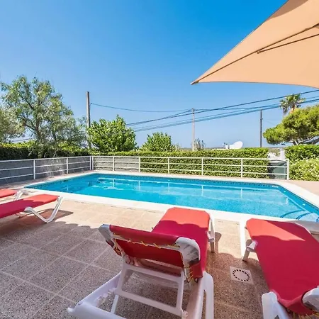 Aramis Villa *